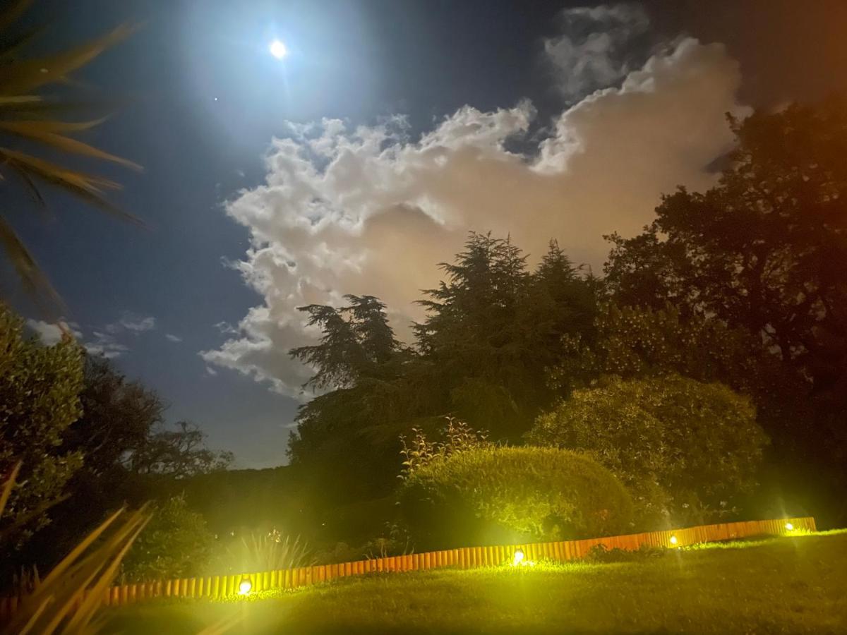 شقة Domaine Des Tuilieres Avec Jacuzzi فالوريس المظهر الخارجي الصورة